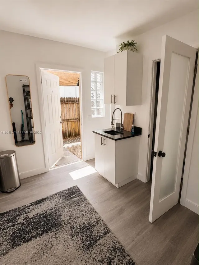 1-bedroom rental at 2032 NE 26th Street #2, Wilton Manors