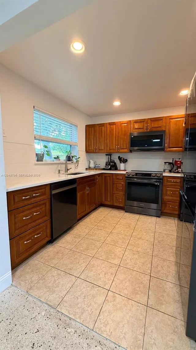 3-bedroom rental at 3781 Jackson Boulevard #-, Fort Lauderdale