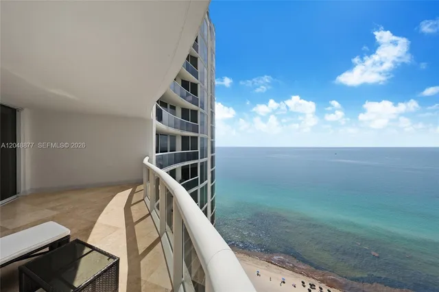 2-bedroom rental at 17201 Collins Avenue #3604, Sunny Isles Beach