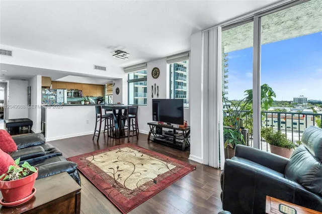 3-bedroom rental at 140 S Dixie Hwy 501 #501, Hollywood