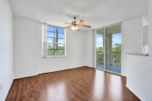 3-bedroom home at 520 SE 5 Avenue #1203, Fort Lauderdale