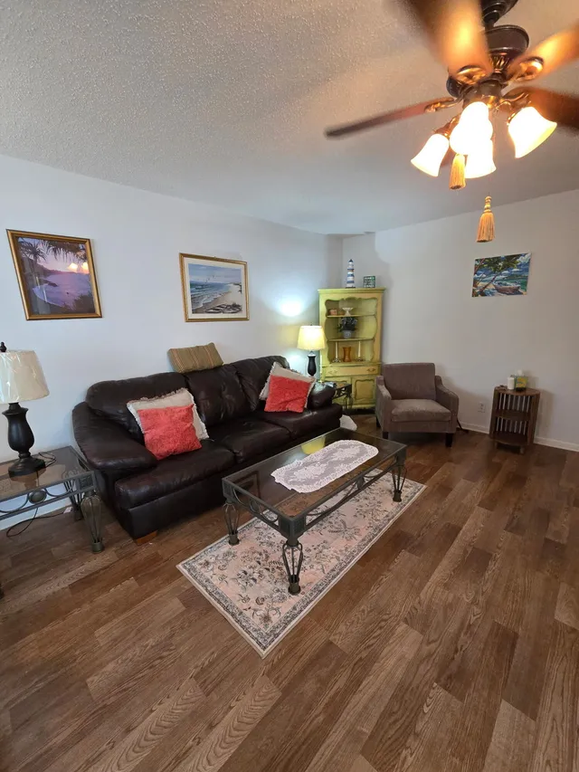 2-bedroom rental at 357 Markham P #357, Deerfield Beach