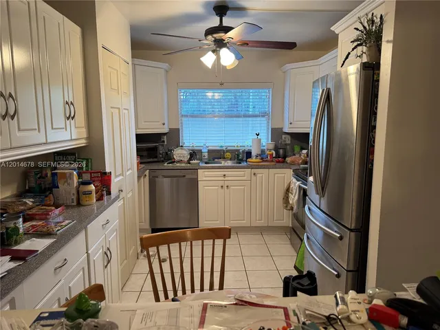 2-bedroom home at 9781 Sunrise Lakes Boulevard #202, Sunrise