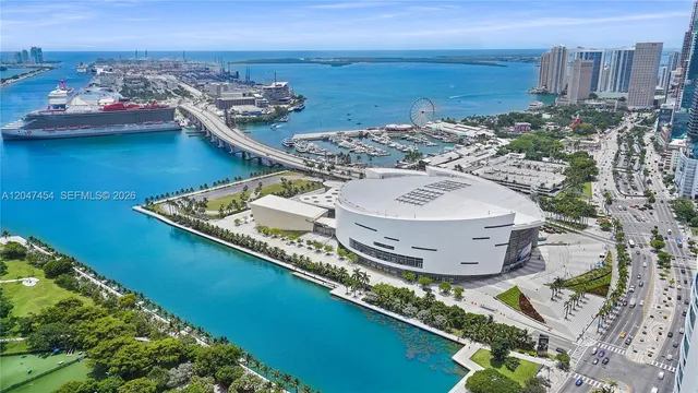 4-bedroom home at 1000 Biscayne Boulevard #4401, Miami