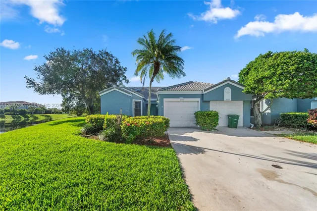 2-bedroom home at 8220 Waterford Lane, Tamarac