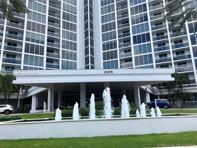2-bedroom rental at 10275 Collins Avenue #230, Bal Harbour