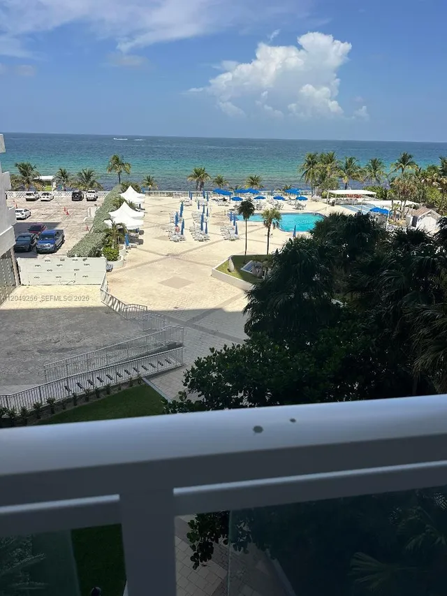 1-bedroom rental at 2030 S Ocean Drive #416, Hallandale Beach
