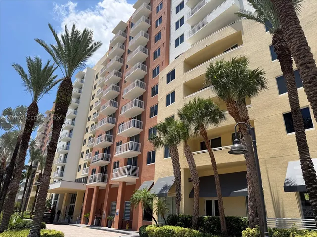 2-bedroom rental at 18800 NE 29th Avenue #405, Aventura