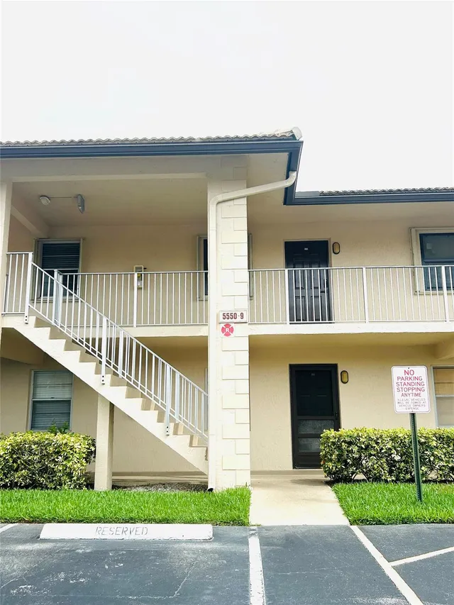 2-bedroom home at 5550 Lakeside Drive #203, Margate