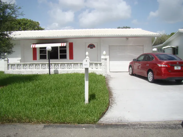 2-bedroom home at 1611 NW 82nd Terrace, Plantation