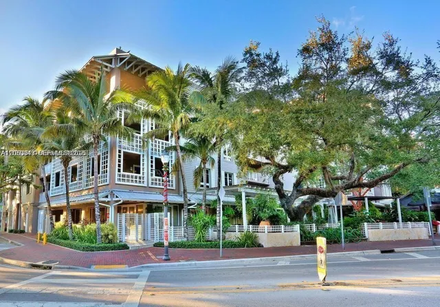 1-bedroom home at 3540 Main Hwy 204 #204, Miami