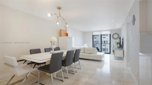 2-bedroom home at 4301 Collins Avenue #403, Miami Beach