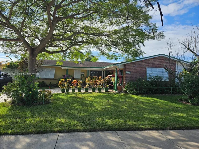 1-bedroom rental at 12340 SW 41st Street #1, Miami
