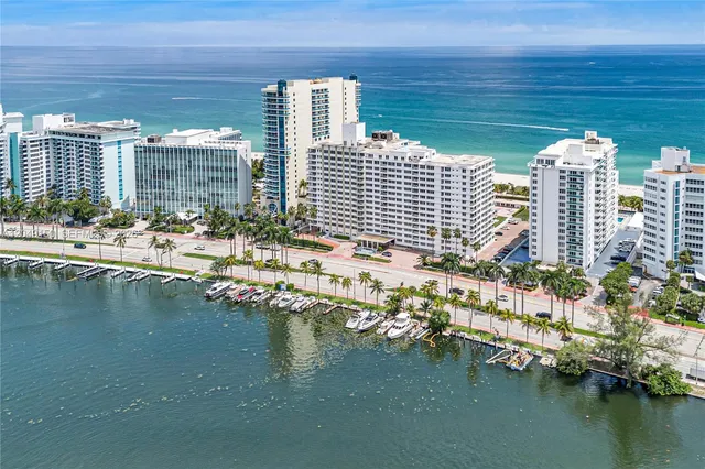 1-bedroom rental at 5005 Collins Avenue #509, Miami Beach