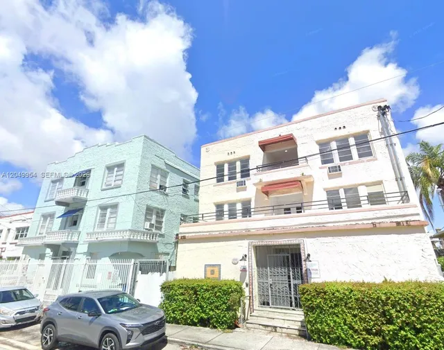 2-bedroom rental at 959 SW 5th Street #A09, Miami
