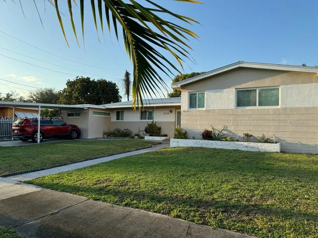1-bedroom rental at 225 NE 175th Terrace #A, North Miami Beach