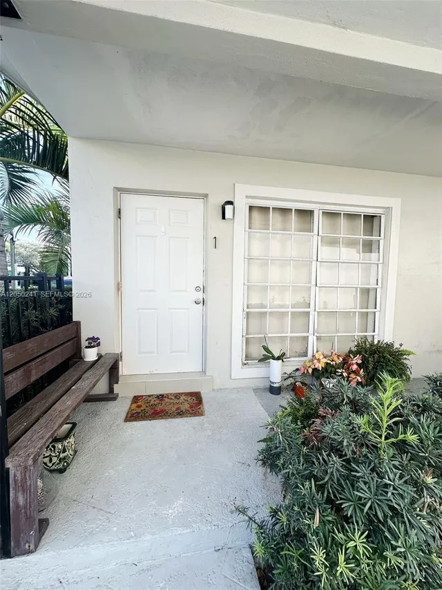 1-bedroom rental at 317 Hendricks Isle #1, Fort Lauderdale