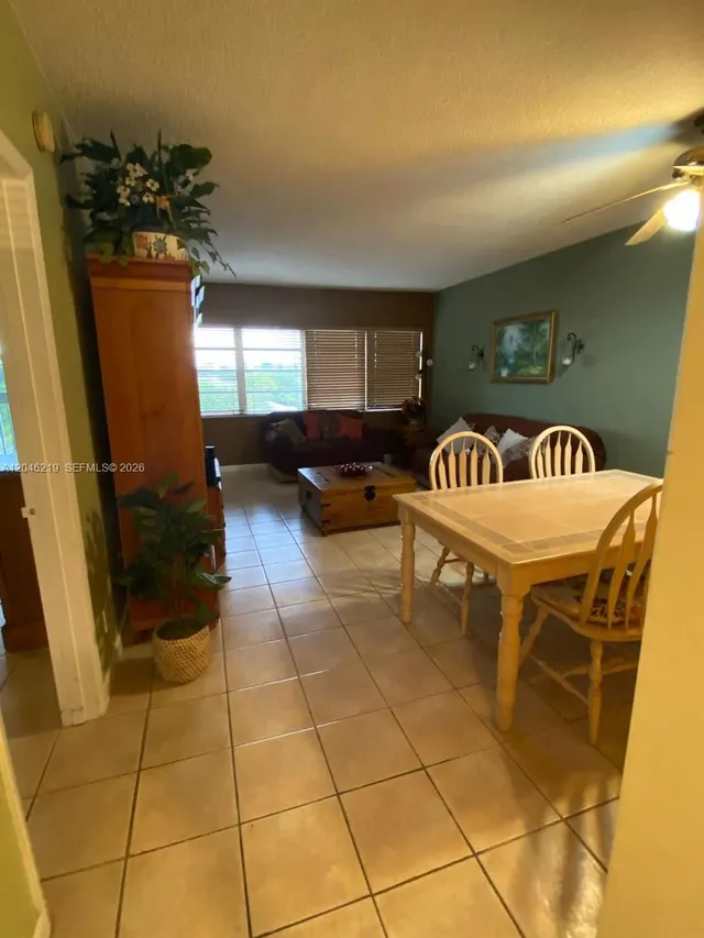 1-bedroom rental at 330 SE 2nd Street #403F, Hallandale Beach