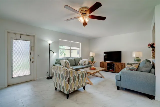 1-bedroom home at 222 Saxony E #222, Delray Beach