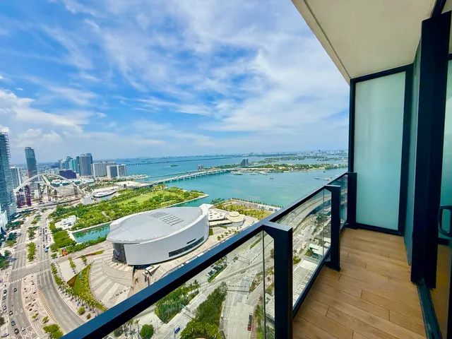 1-bedroom home at 398 NE 5th Street #3907, Miami