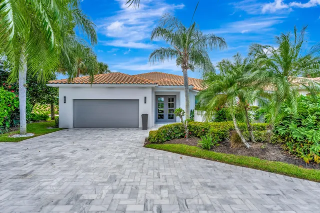 3-bedroom home at 124 Golf Village Boulevard, Jupiter