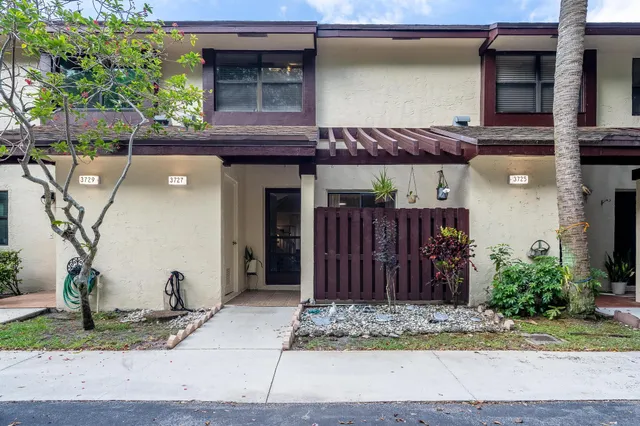 2-bedroom home at 3727 Carambola Circle N #2823, Coconut Creek