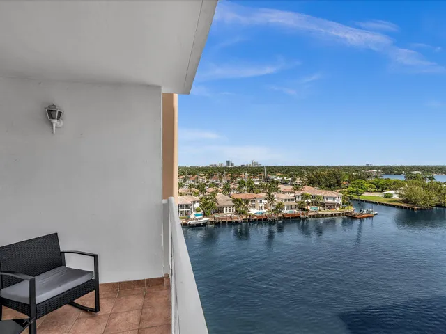 1-bedroom rental at 1410 S Ocean Drive #1103, Hollywood