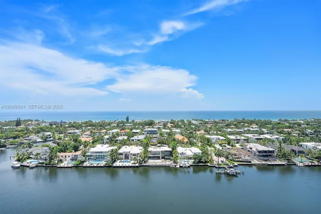2-bedroom home at 20515 E Country Club Drive #2044, Aventura