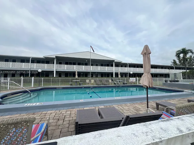 1-bedroom rental at 600 Layne Boulevard #210, Hallandale Beach