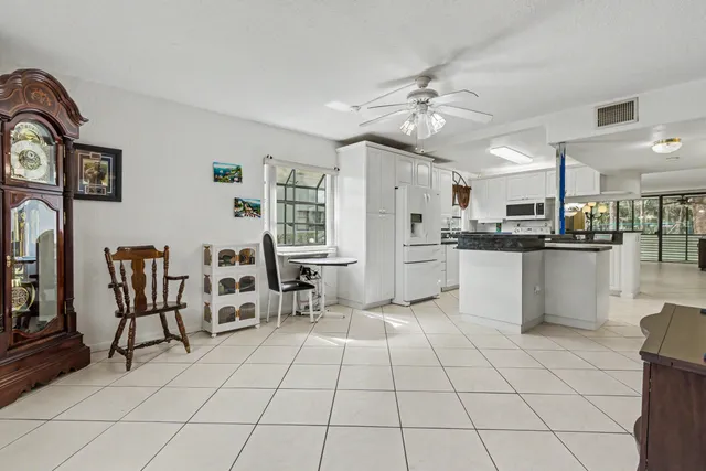2-bedroom home at 7515 NW 79th Avenue #109, Tamarac