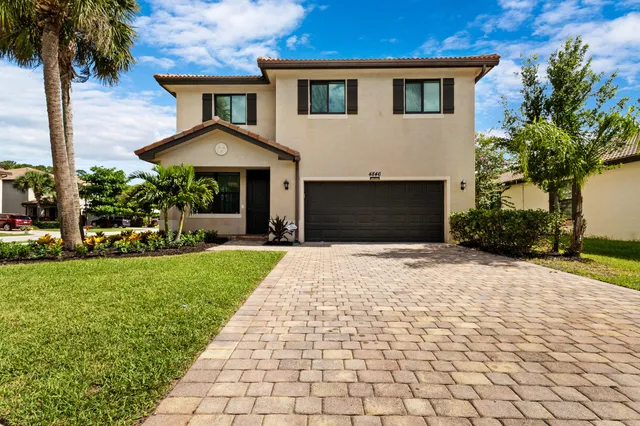 5-bedroom home at 4846 Pond Pine Way, Greenacres