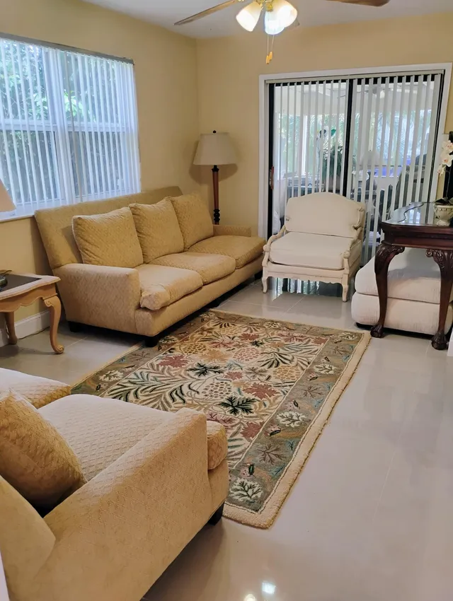 1-bedroom rental at 1411 Grant Street #2, Hollywood