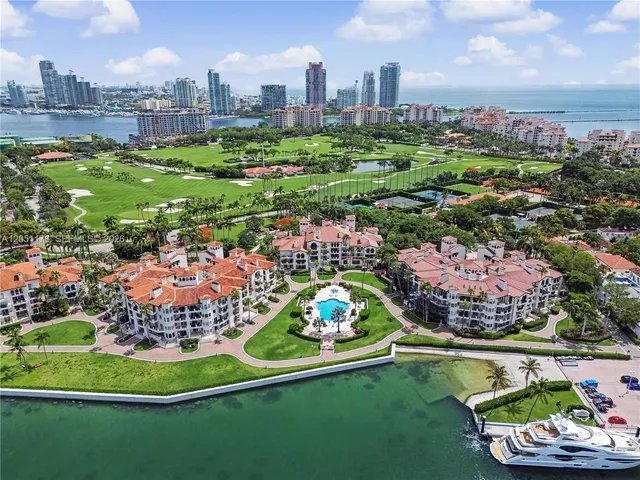 3-bedroom home at 2124 Fisher Island Drive #2124, Miami Beach