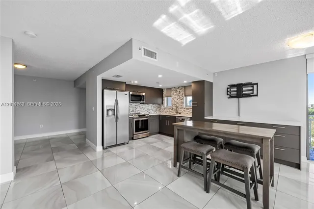 2-bedroom home at 16590 NE 26th Avenue #502, North Miami Beach