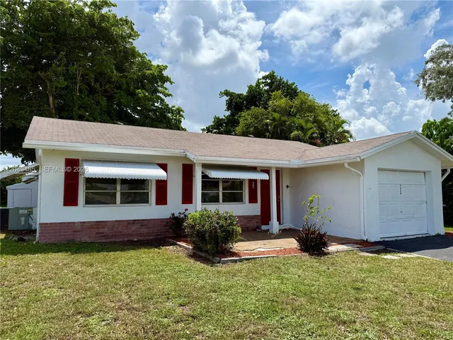 2-bedroom home at 7008 NW 89th Avenue, Tamarac