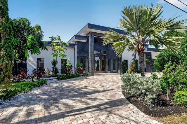 3-bedroom home at 2832 NE 24th Court, Fort Lauderdale