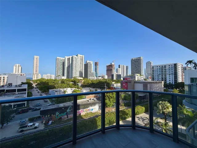 1-bedroom rental at 121 NE 34th Street #L605, Miami