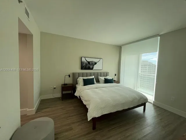 2-bedroom rental at 951 Brickell Avenue #1706, Miami