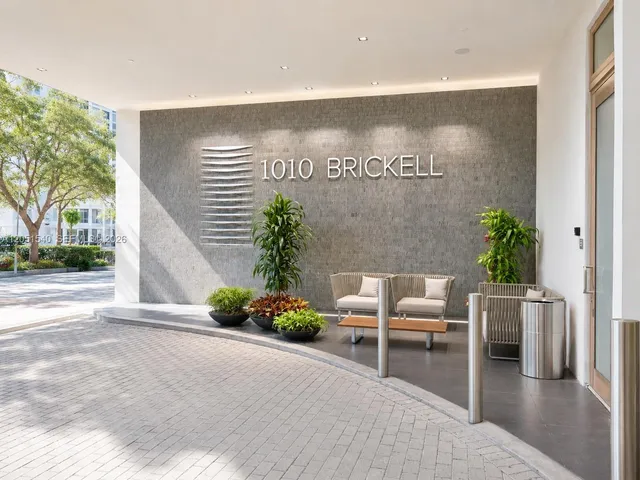 2-bedroom rental at 1010 Brickell Avenue #3309, Miami