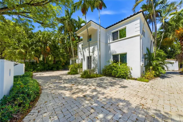 4-bedroom rental at 5824 Alton Road, Miami Beach