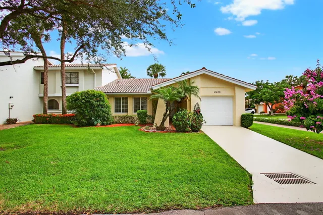 3-bedroom home at 6105 Via Laguna Lane, Boca Raton