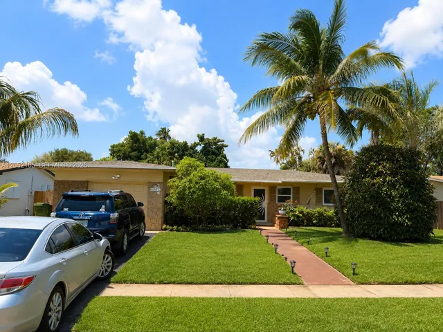 3-bedroom home at 8291 NW 17th Court, Pembroke Pines