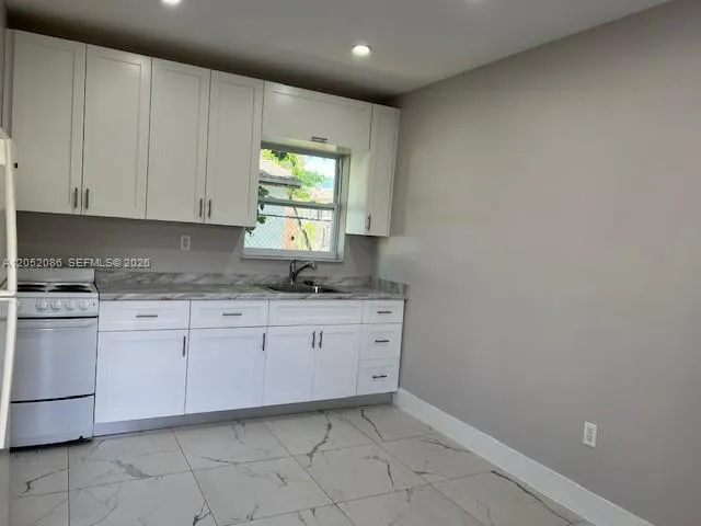 2-bedroom rental at 922 NW 2nd Street #4, Miami