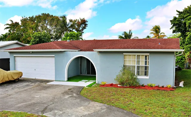 3-bedroom home at 2704 CANAL Road, Miramar