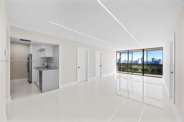 2-bedroom home at 20379 W Country Club Drive #1938, Aventura