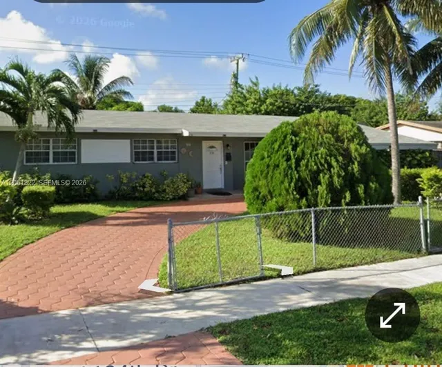 3-bedroom home at 930 NW 180th Terrace, Miami Gardens