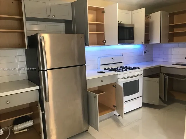 1-bedroom home at 4550 SW 67th Avenue #7, Miami