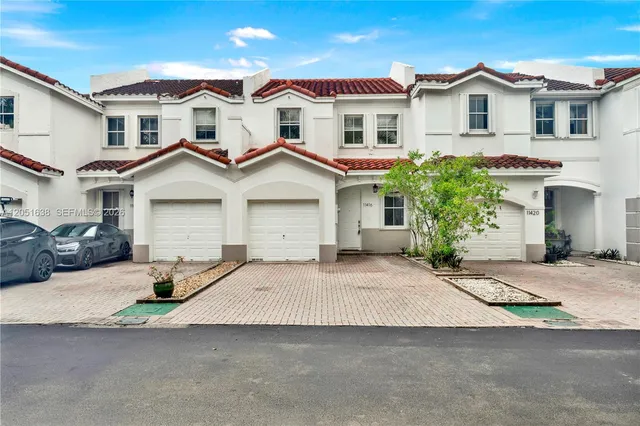 3-bedroom home at 11416 NW 43rd Terrace, Doral