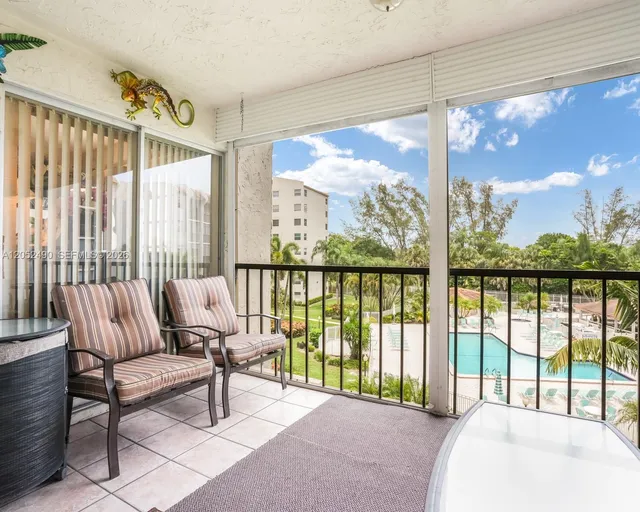 2-bedroom home at 3930 Inverrary Boulevard #406D, Lauderhill