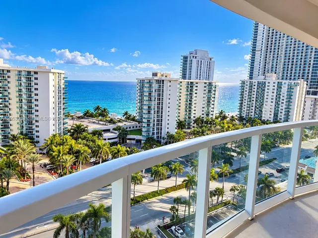 2-bedroom home at 3800 E Ocean Drive #1518, Hollywood